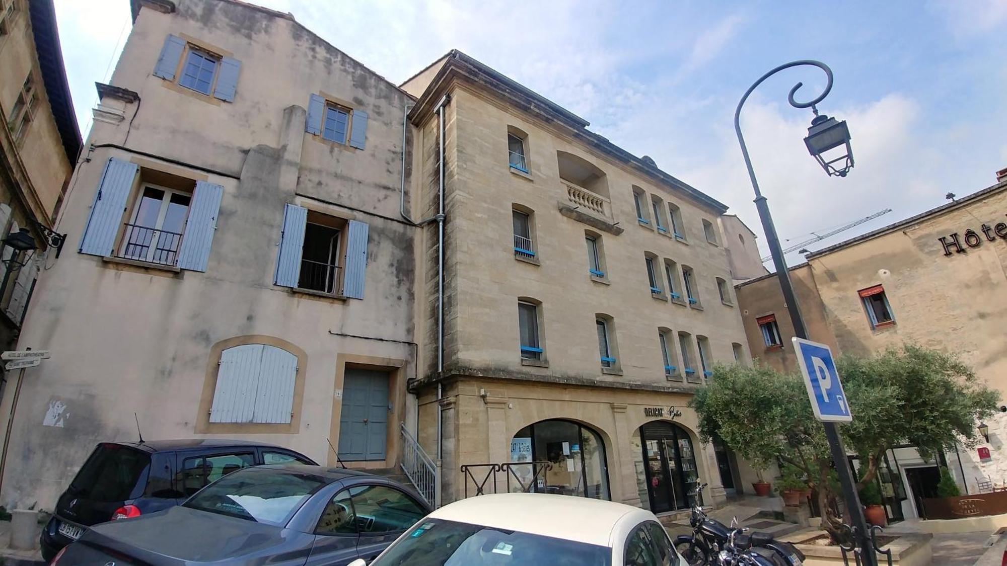 Arles Holiday - La Terrasse Exteriör bild