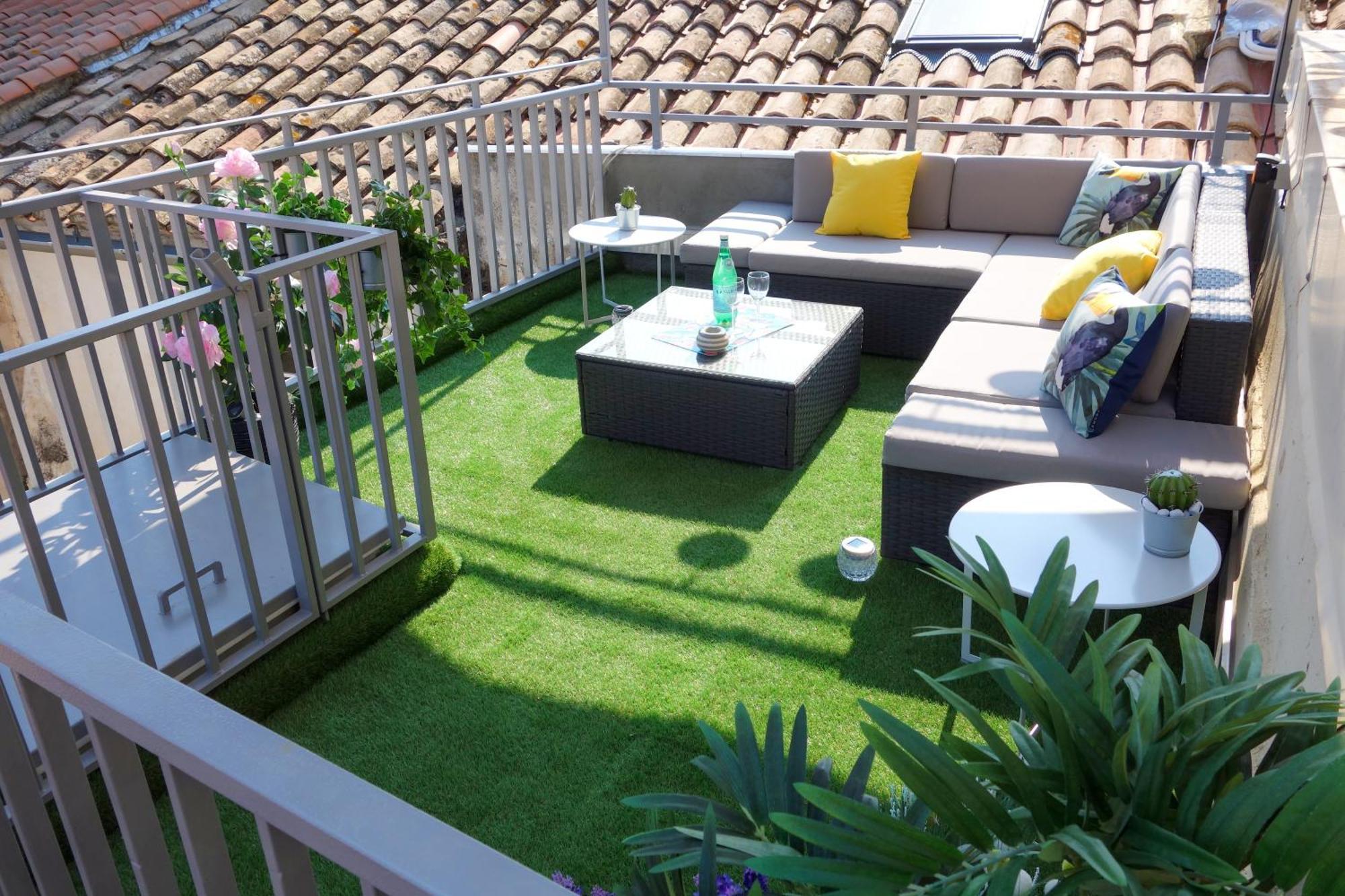 Arles Holiday - La Terrasse Exteriör bild