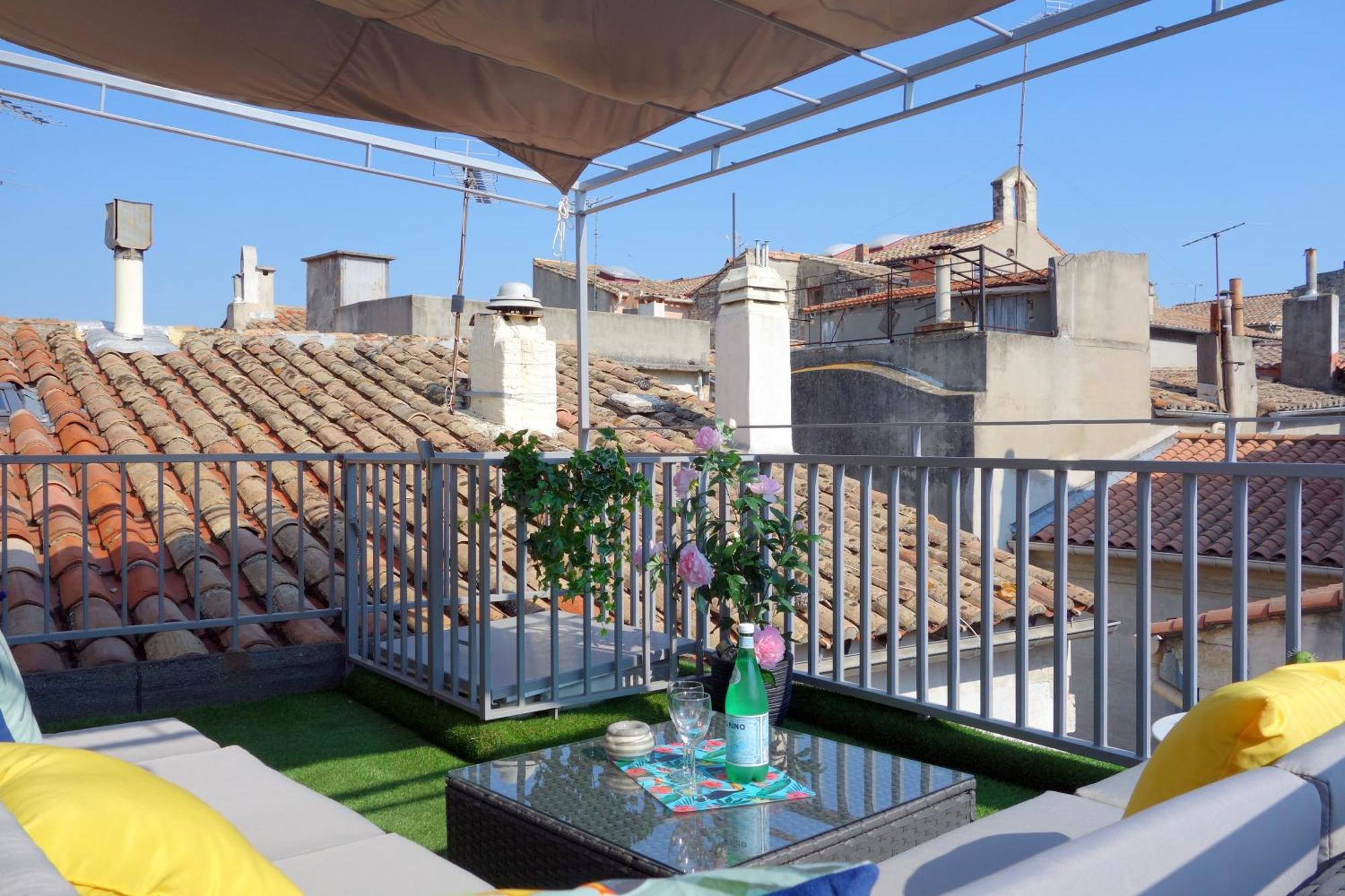 Arles Holiday - La Terrasse Exteriör bild
